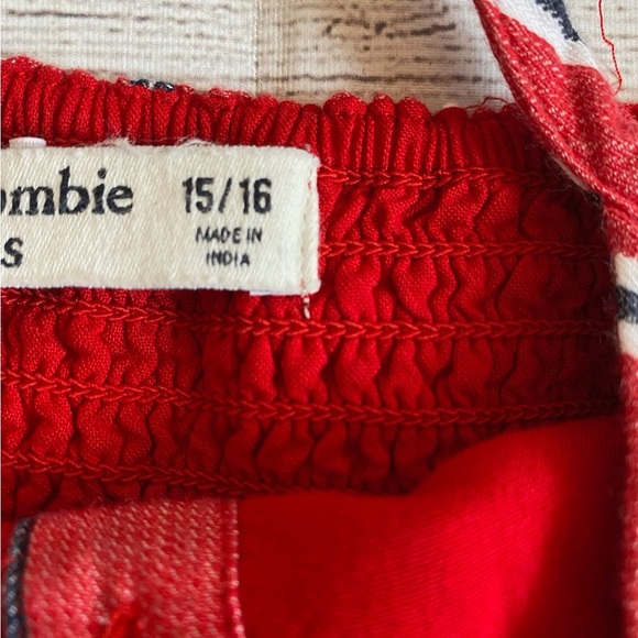 Abercrombie Kids Red and White Stripes Jumpsuit V-Neck Sleeveless - Picture 5 of 6